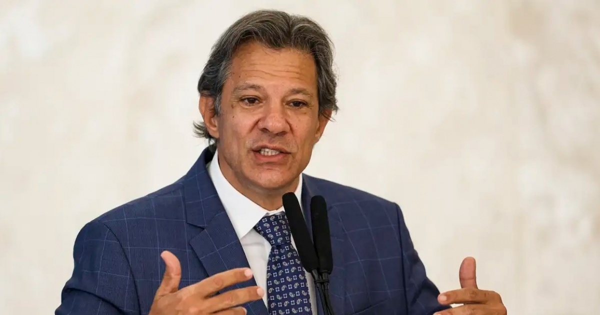 Haddad projeta queda de juros e menor inflação desde o Plano Real até 2026