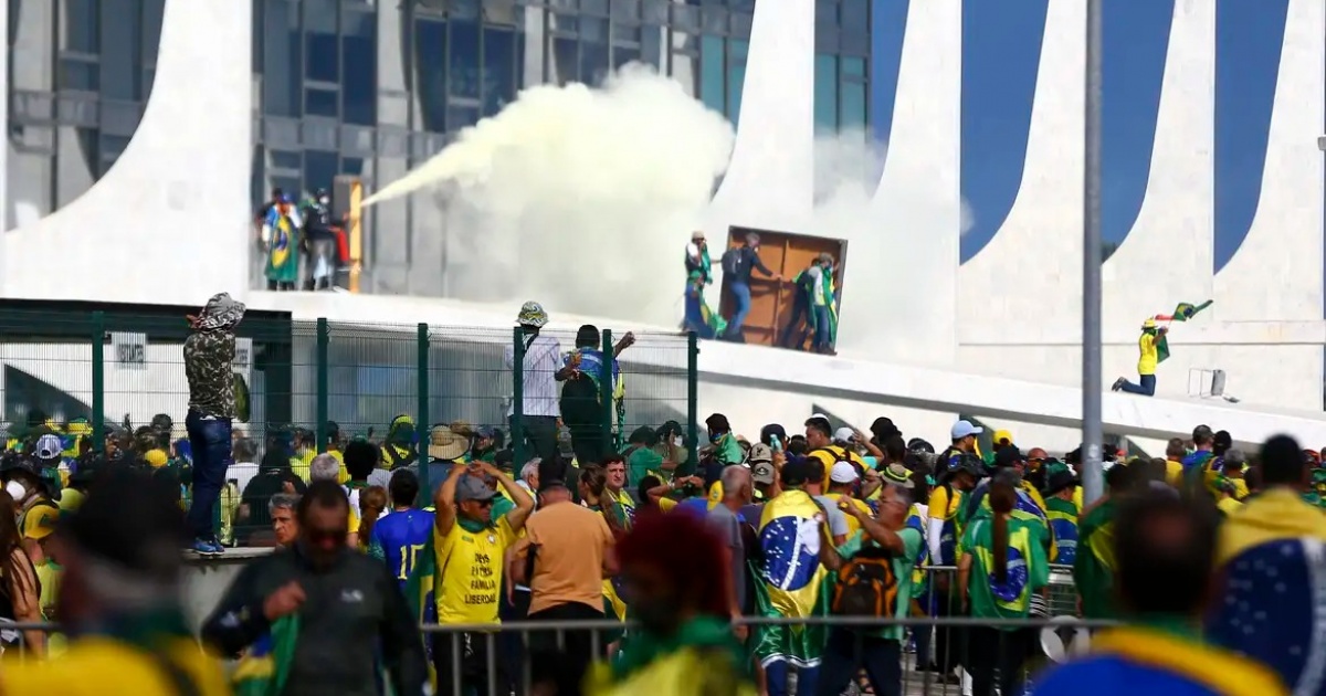 Quaest: 41% dos brasileiros rejeitam anistia para envolvidos em tentativa de golpe de Estado