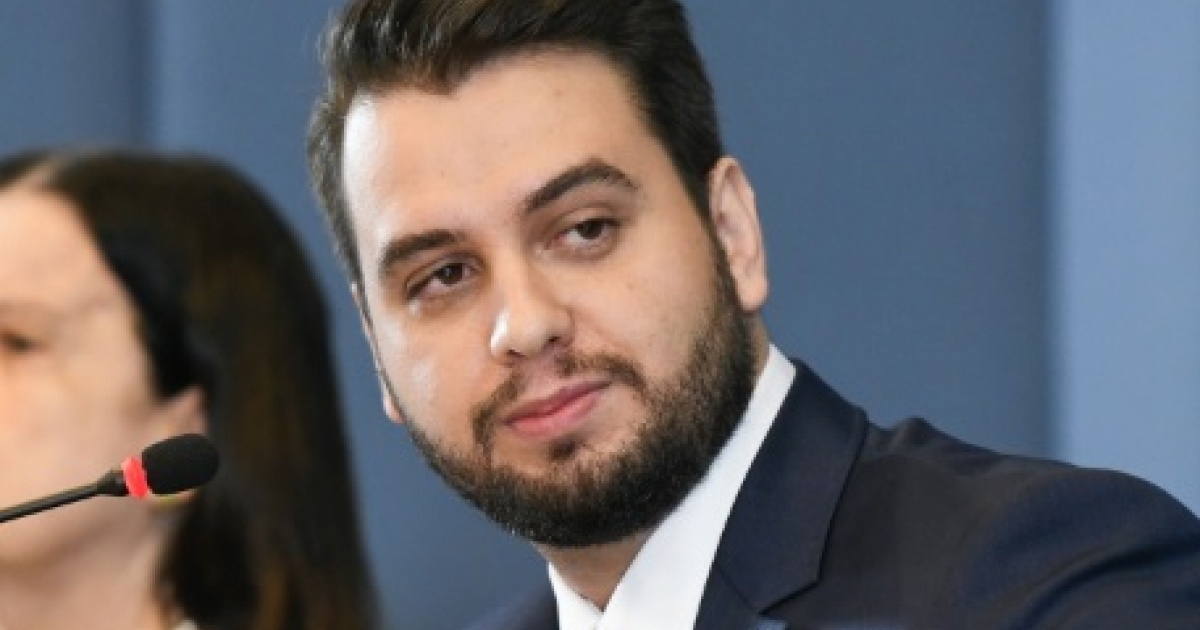 Ex-assessor presidencial de Bolsonaro, Filipe Martins é preso após descumprir medida cautelar