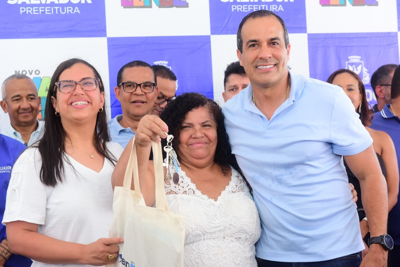 Prefeitura entrega obras do Novo Mané Dendê e anuncia arena aquática no Subúrbio de Salvador