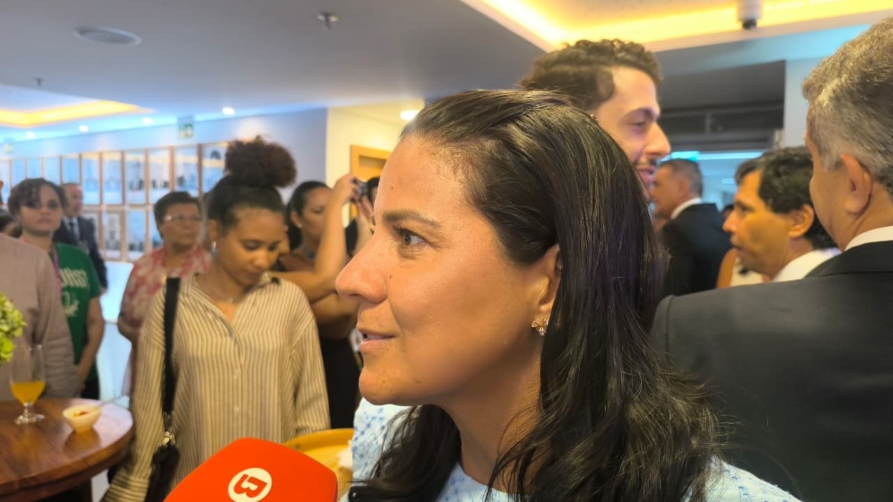 Rowenna Brito evita falar sobre candidatura à AL-BA e 