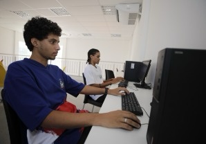 Matrícula para ingresso de novos estudantes do Ensino Médio na rede estadual começa nesta segunda 