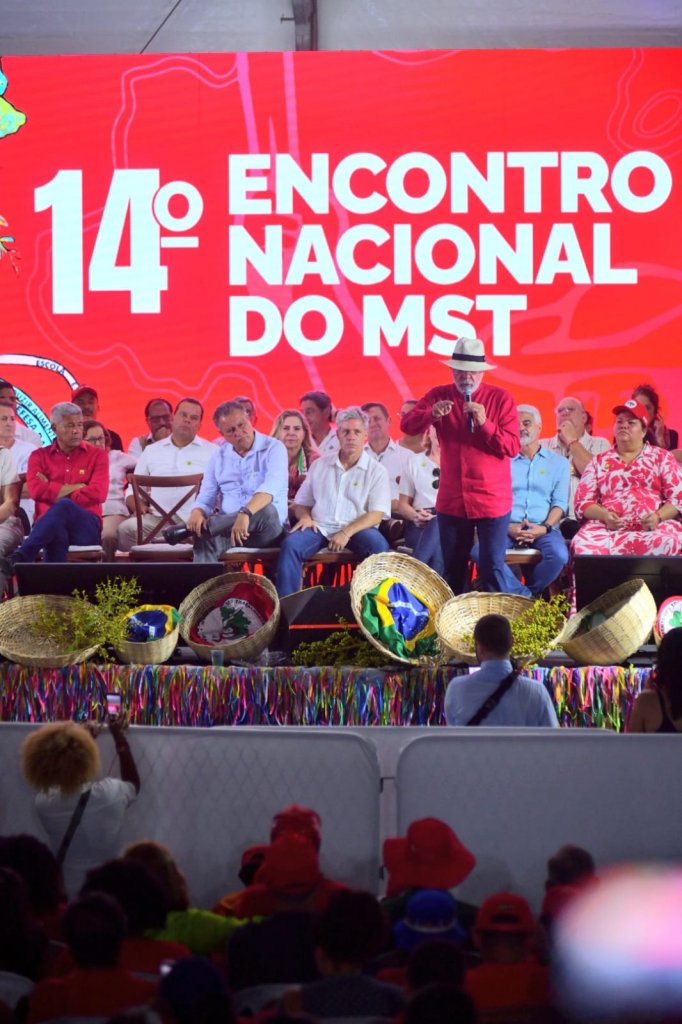 Lula em evento do MST em Salvador