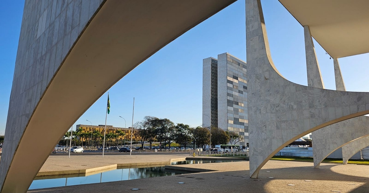 Semana tem início dos trabalhos no Congresso e Judiciário, Lula em Salvador e dono do Master na CPMI do INSS