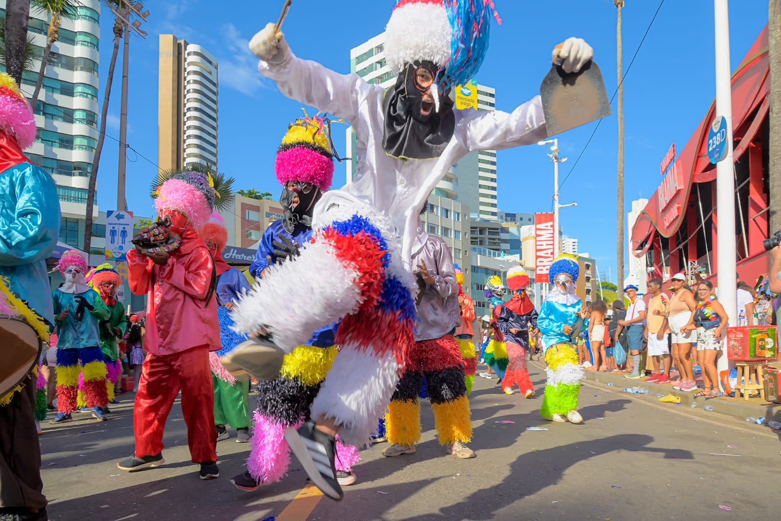 Bloquinhos agitam Fuzuê no circuito Orlando Tapajós; confira fotos