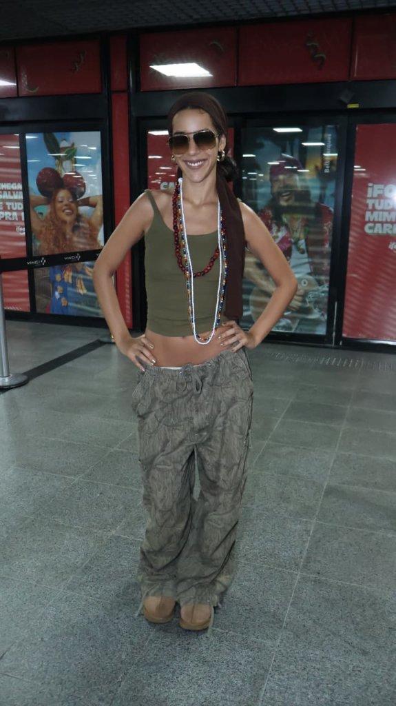 Marina Sena chegando ao Carnaval