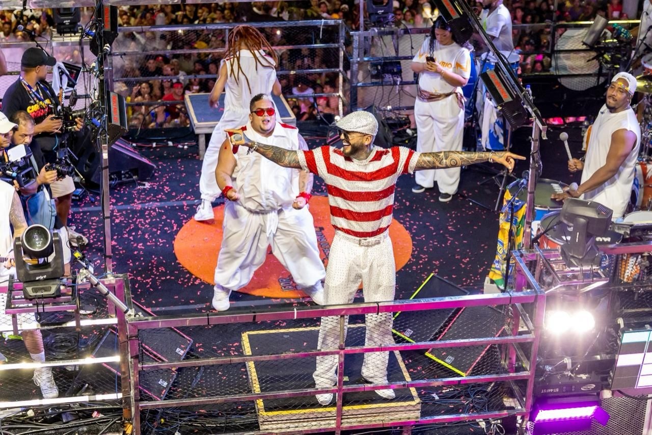 Kannário faz homenagem a ex-vocalista do New Hit, condenado a 10 anos de prisão por estupro coletivo