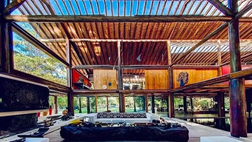 Procurador quer saber quem eram as autoridades 