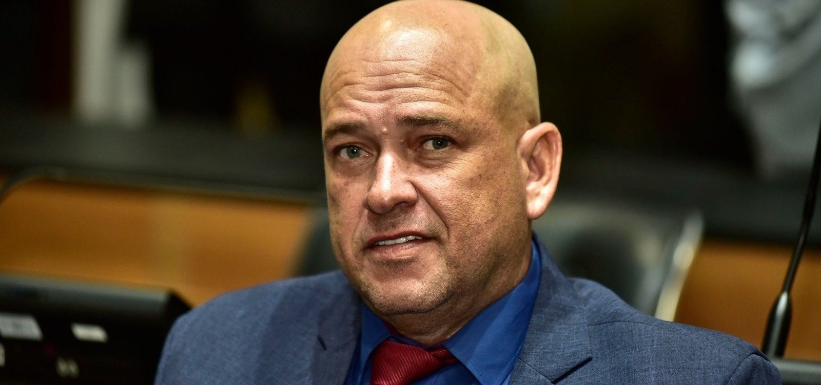 VÍDEO: Advogado denuncia que Binho Galinha e ele foram ameaçados com espingarda no presídio