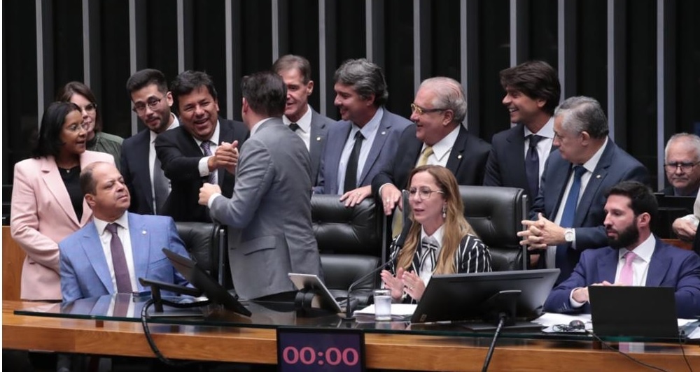 PEC da Segurança Pública é aprovada em 2º turno e vai ao Senado; entenda os principais pontos da proposta