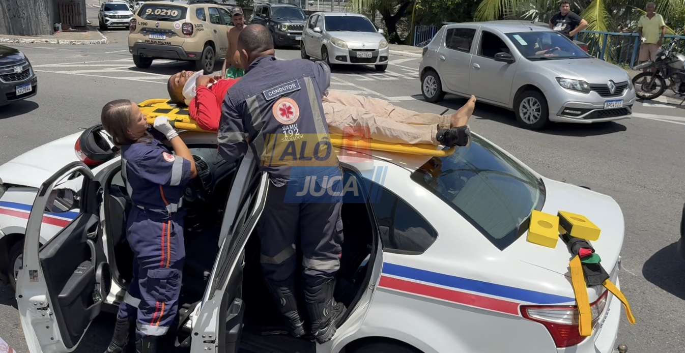 Motociclista fica gravemente ferido após colisão com táxi no bairro de Nazaré, em Salvador
