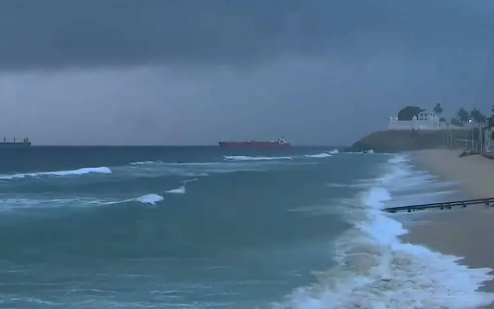 Prefeitura cancela atividades marítimas do aniversário de Salvador por causa das chuvas; shows e ações estão mantidas 