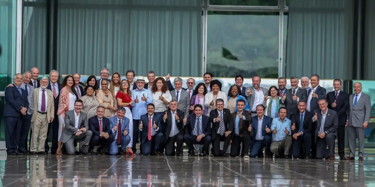 Semana tem Lula promovendo reunião para despedida de ministros e Congresso esvaziado nos últimos dias da janela