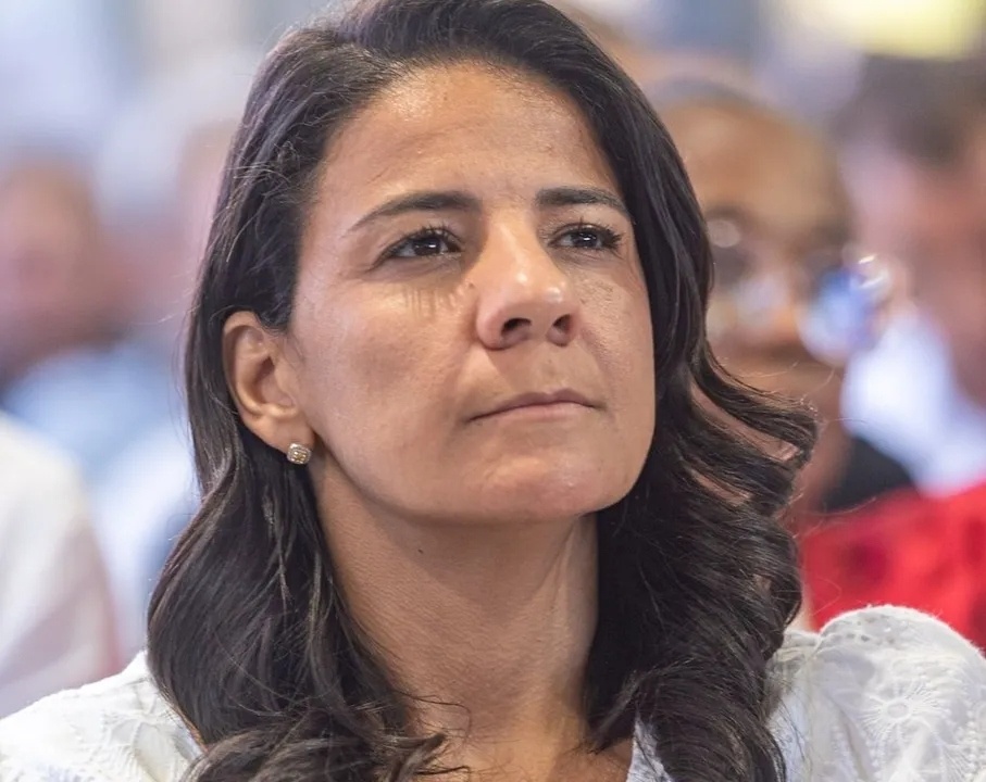 VÍDEO: Ex-secretária Rowenna Brito oficializa pré-candidatura à deputada estadual e já apresenta “jingle”