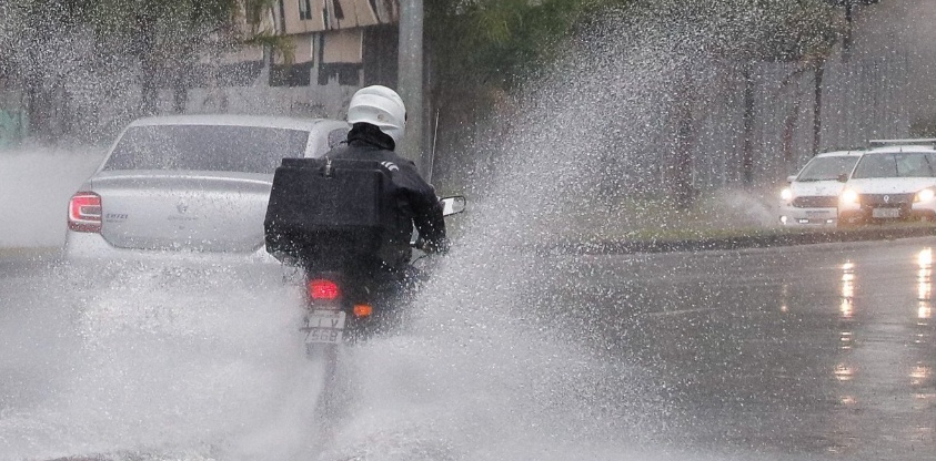 Chuvas em Salvador devem se estender até sexta; Codesal alerta para fenômeno 