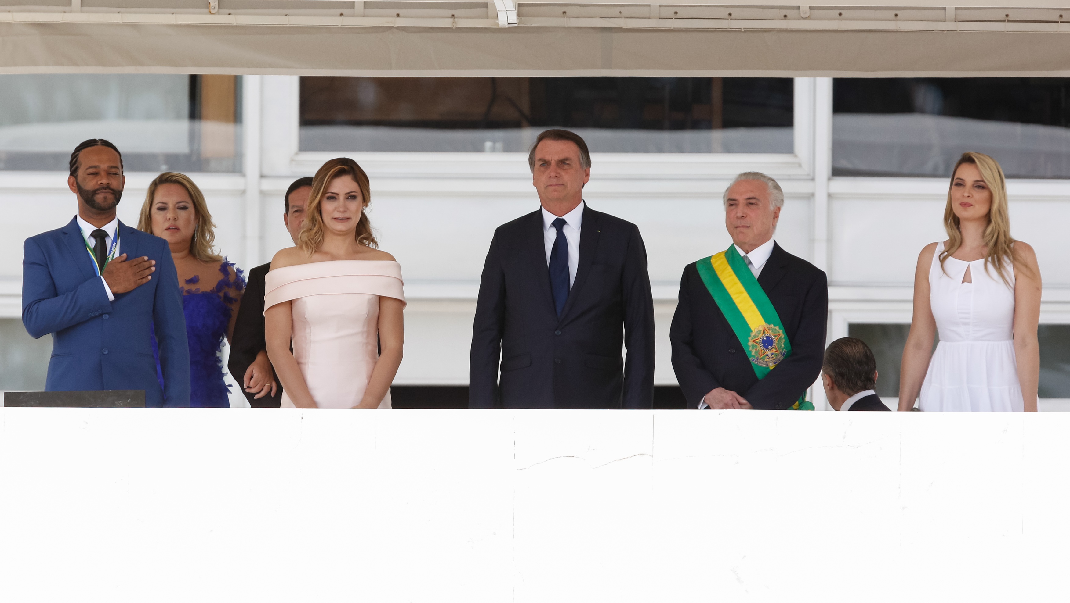 Tradutor de Libras da posse de Bolsonaro é acusado de estupro por alunos surdos