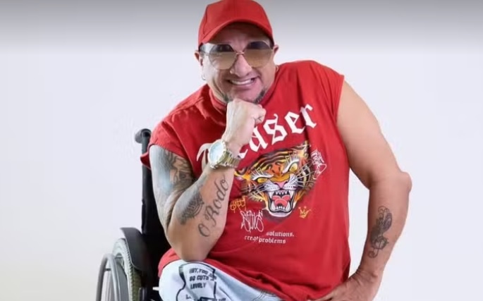 Cantor Kinho do Rodo morre após passar mal; sepultamento ocorre neste domingo em Salvador