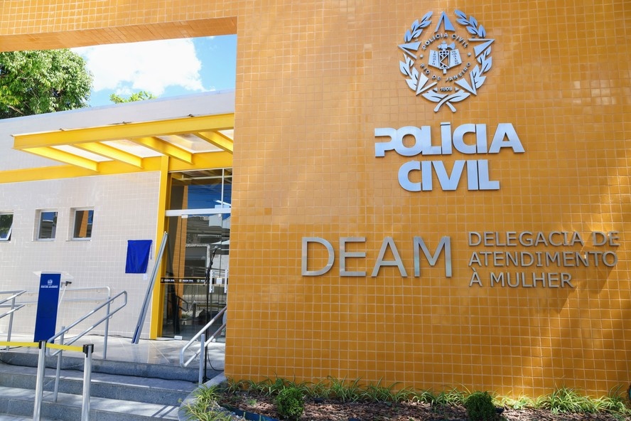 Polícia investiga estupro coletivo de menina de 12 anos no Rio; oito suspeitos já foram identificados