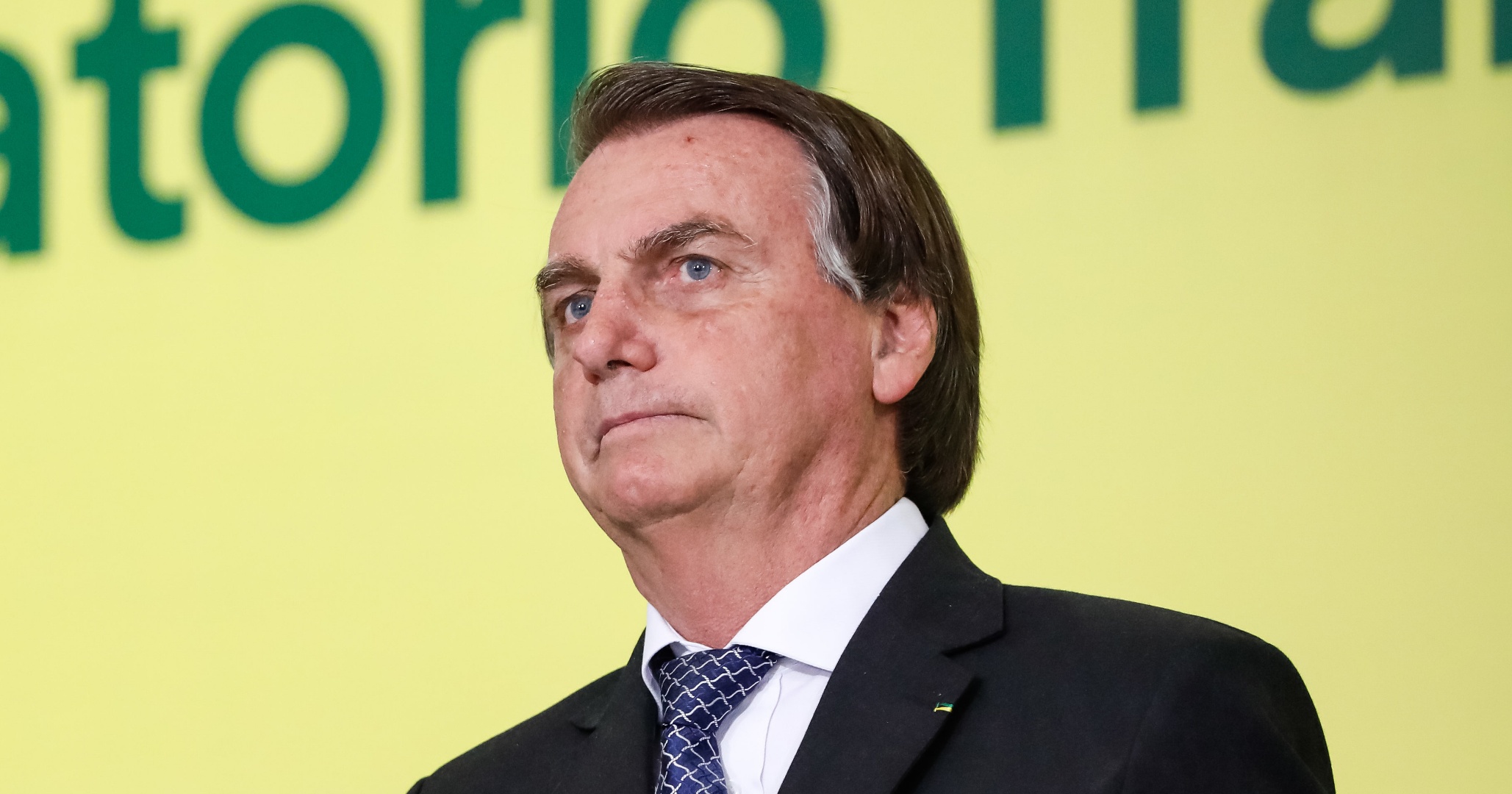 Relatório enviado ao STF aponta melhora de Bolsonaro após cirurgia no ombro