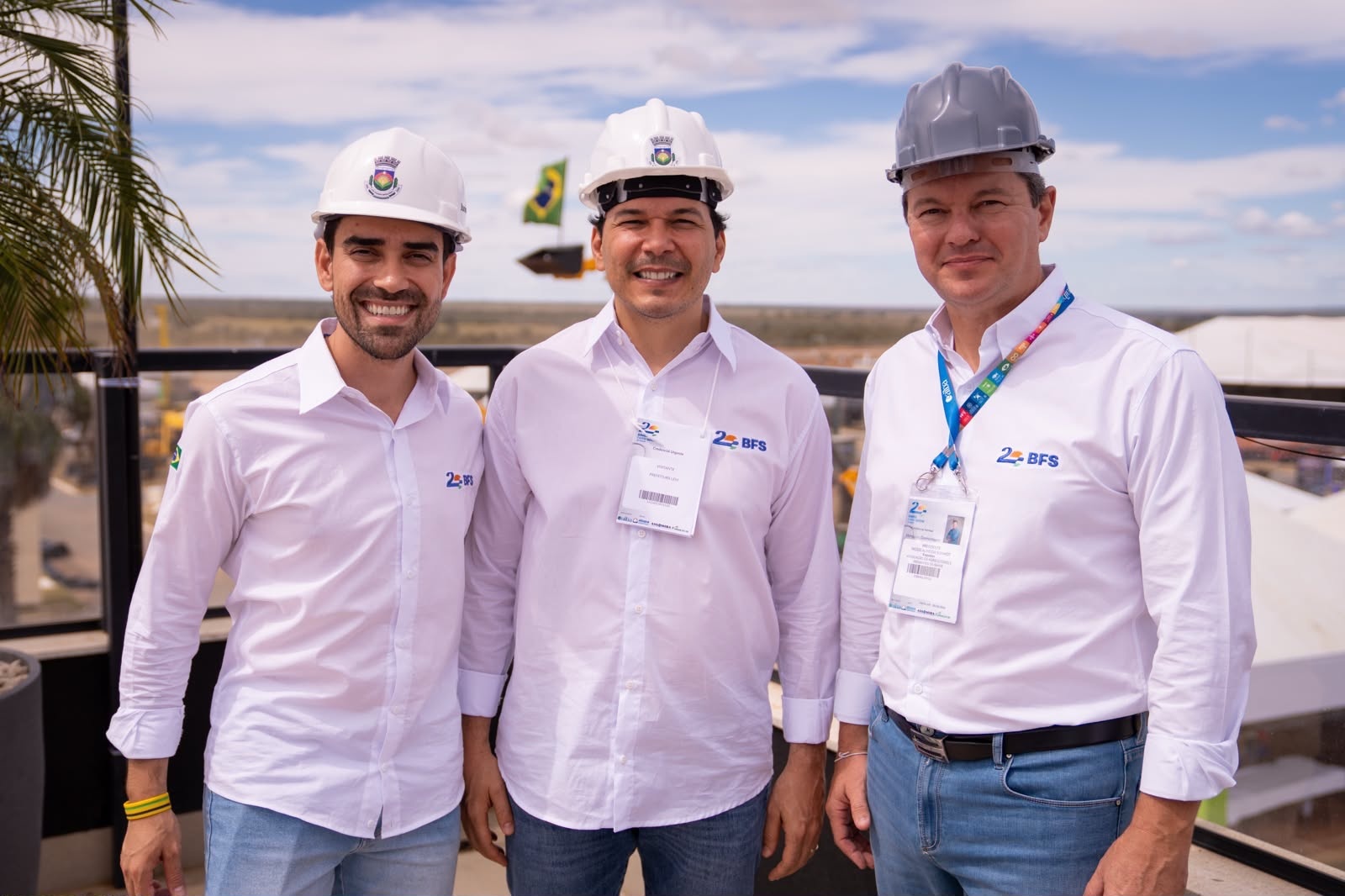 Vice-prefeito de Barreiras participa de visita técnica na Bahia Farm Show ao lado de presidente da AIBA 