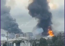 VÍDEO: Drones ucranianos atingem refinaria em Moscou, na Rússia