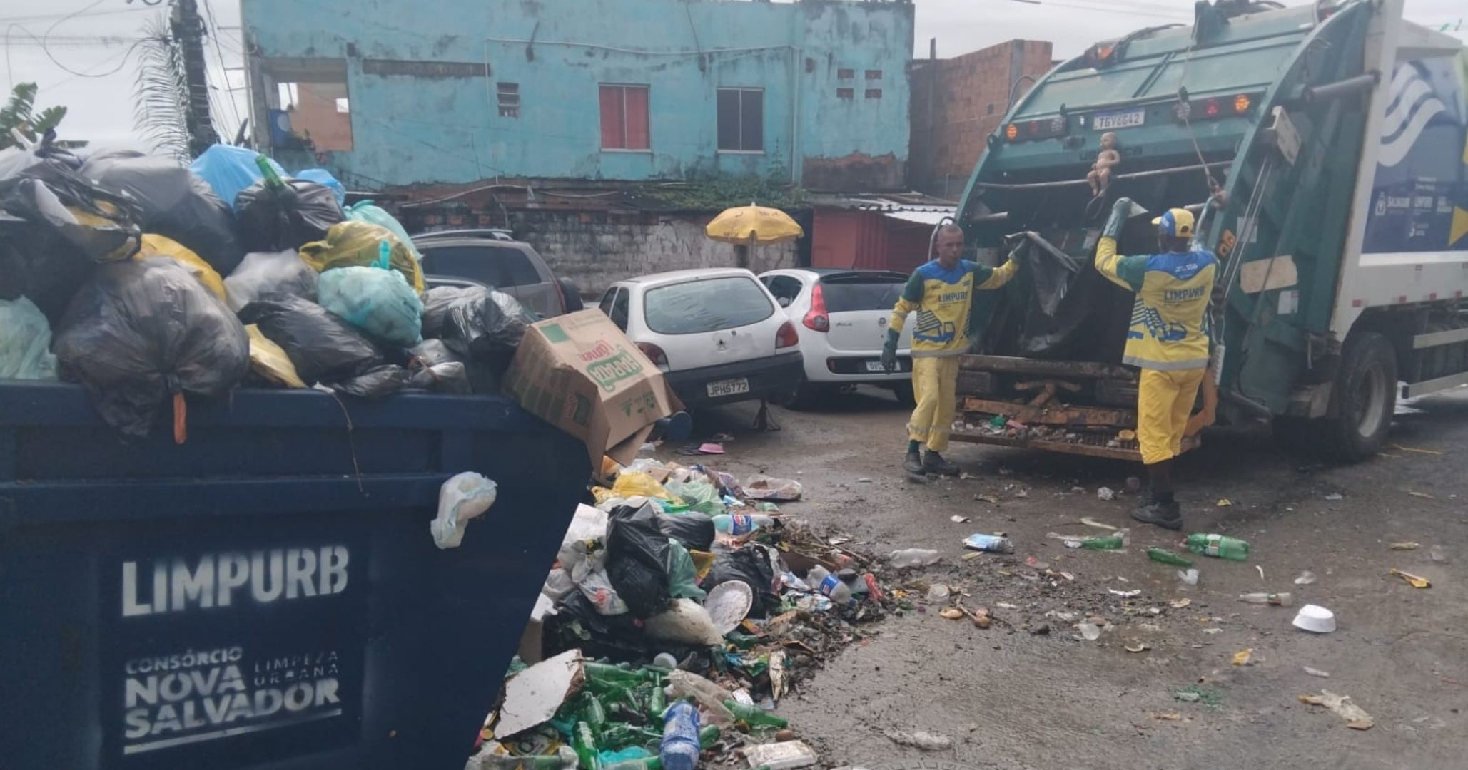 Coleta de lixo em Salvador deve ser normalizada até sábado após paralisação dos garis