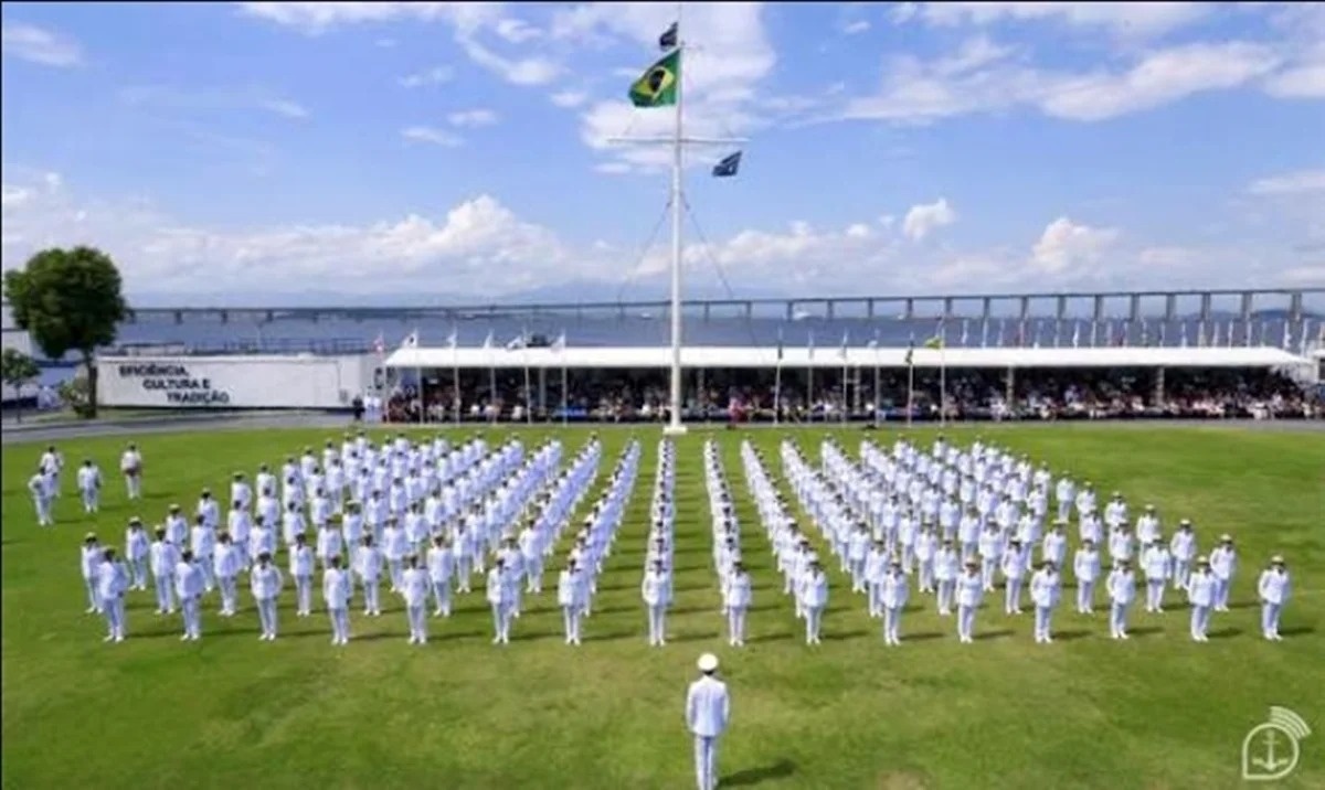 Marinha prorroga inscrições de concurso com 400 vagas até 12 de julho; taxa é de R$ 75