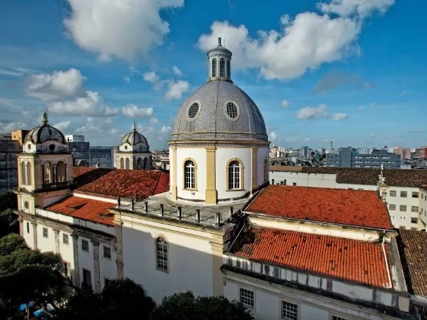 Iphan encontra danos estruturais durante vistoria na Igreja de São Bento e solicita manifestação de diocese em Salvador