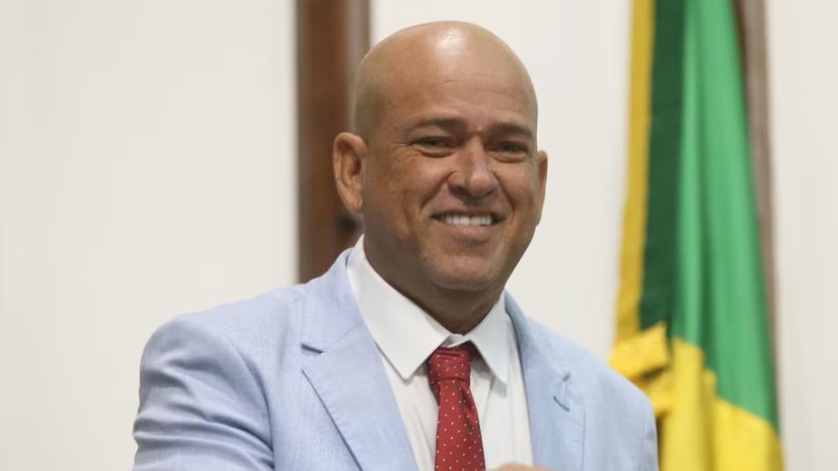MP Eleitoral pede impugnação do registro de candidatura à reeleição de Binho Galinha