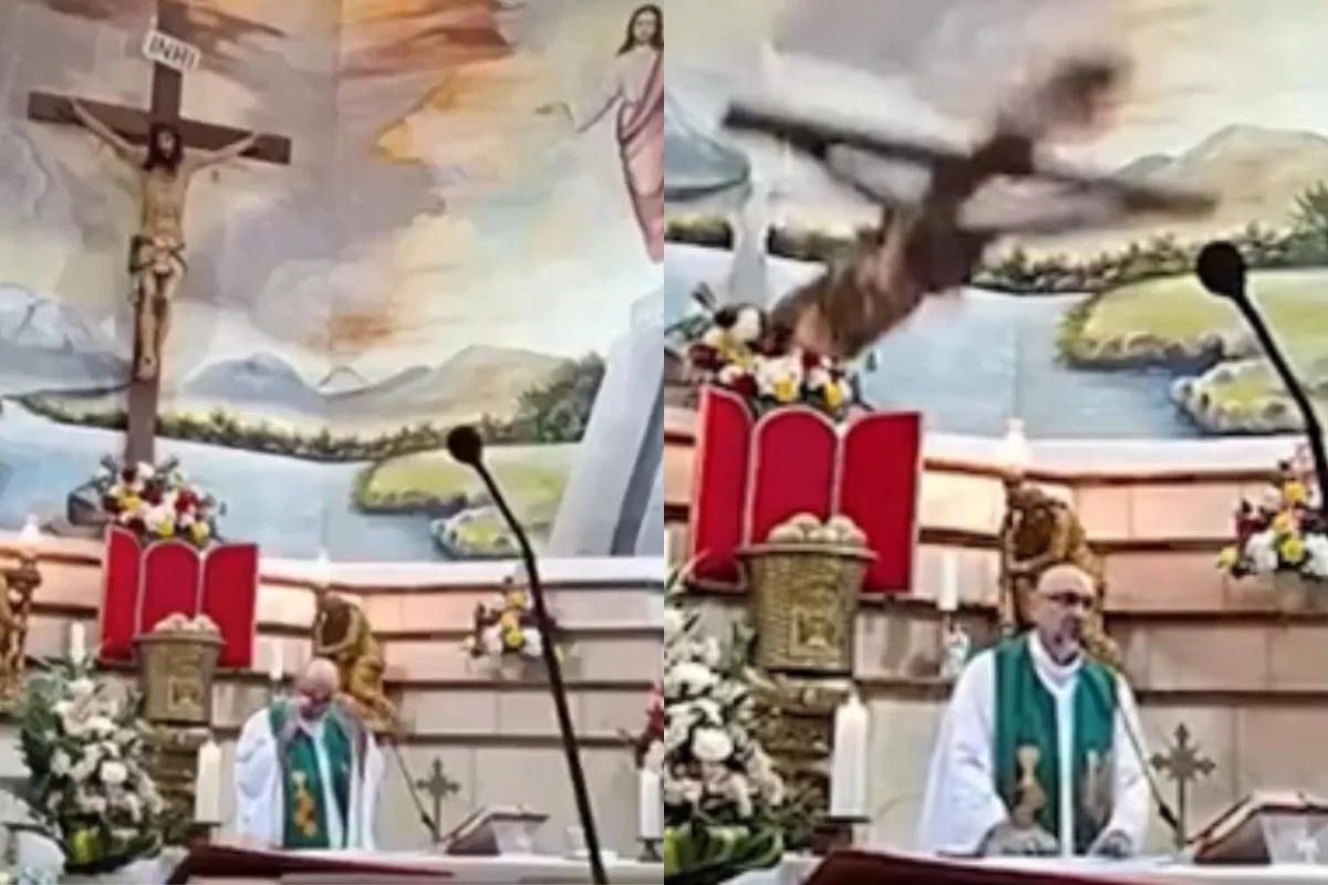 Padre morre atingido por cruz de madeira que cai durante missa transmitida ao vivo no Equador
