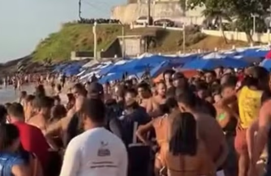 Turista alemão morre afogado em praia de Salvador