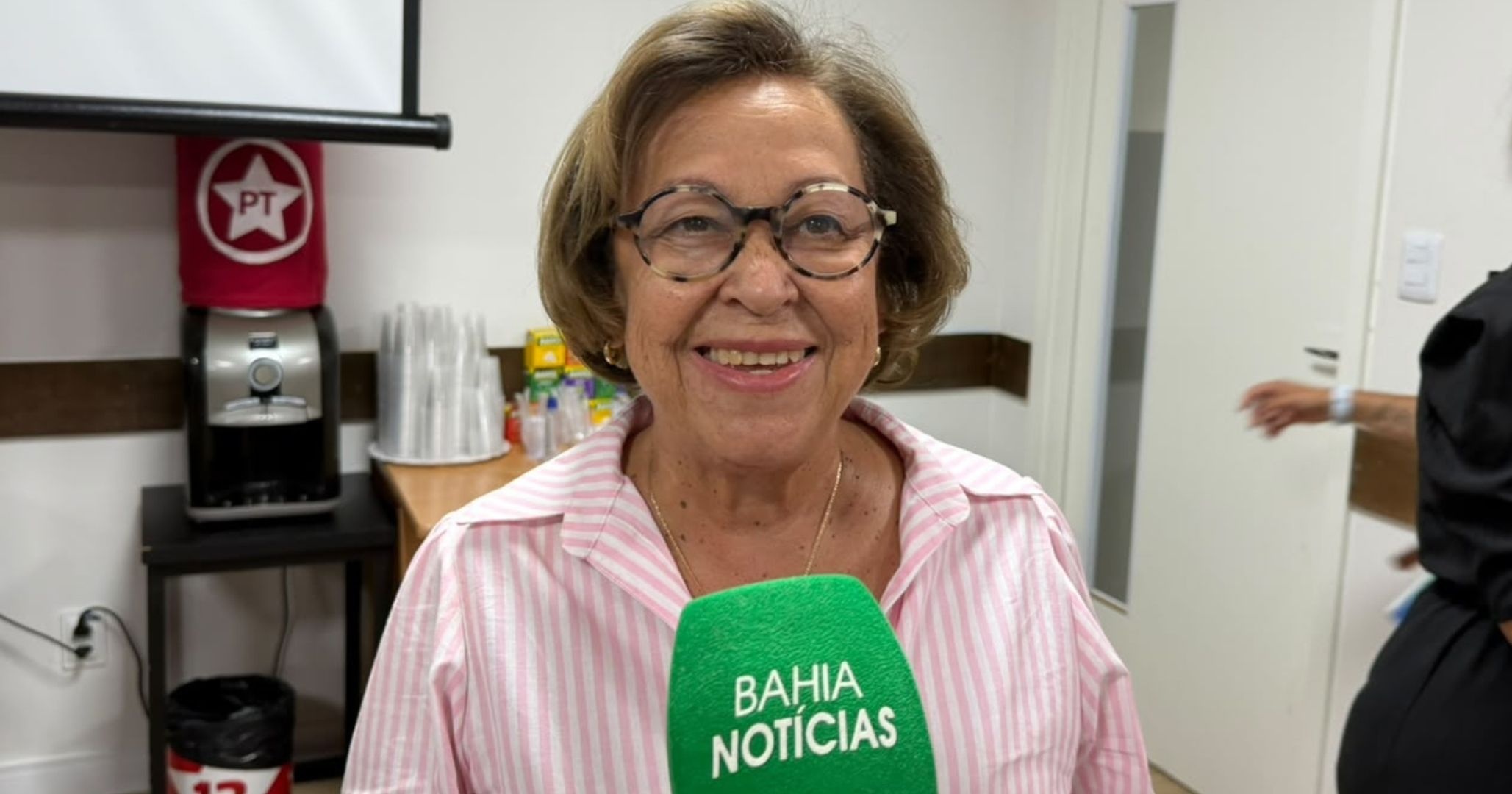 Lídice da Mata evita falar sobre secretaria no governo e prioriza reeleição de Lula