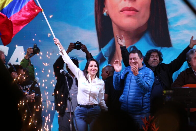 Luisa González, ex-candidata à Presidência do Equador, é presa em investigação sobre dinheiro da Venezuela em campanha