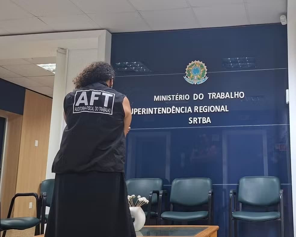 Empresário teria enviado vídeos explícitos a doméstica de 63 anos em Salvador