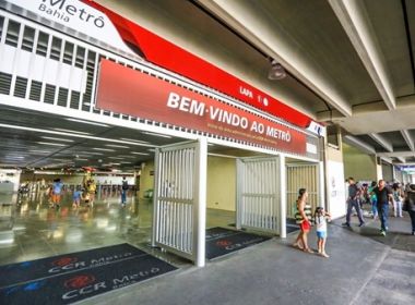 Ação de saúde afere pressão e orienta sobre alimentação na Estação da Lapa
