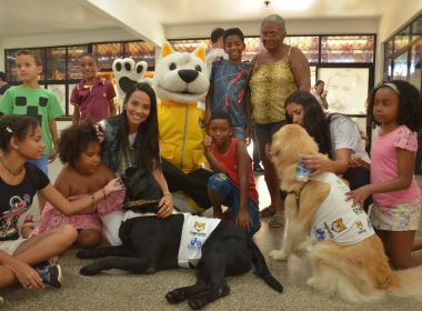 Livro que reúne resultados da terapia assistida com animais é lançado em Salvador