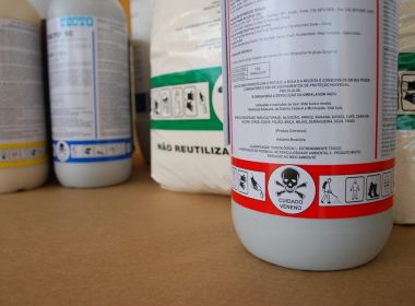 Anvisa retira tarja vermelha de 600 agrotóxicos; sobraram apenas 98