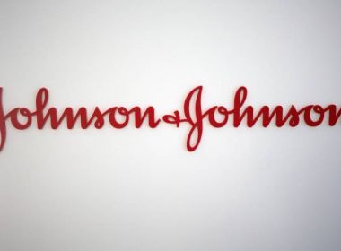 Justiça americana condena Johnson & Johnson a pagar US$ 572 mi por difundir opioides