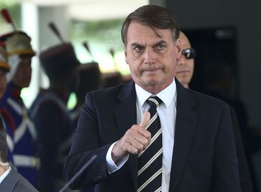 Em resposta a Doria, Bolsonaro diz que vacina 'não será obrigatória e ponto final'