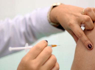 Vacina da Pfizer: População do Reino Unido poderá começar a ser vacinada em 7 de dezembro 