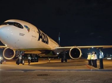 Avião que buscaria vacinas na Índia chega a Campinas para levar oxigênio a Manaus