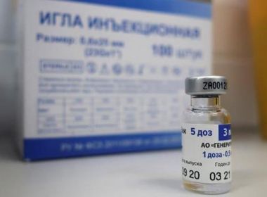 Ministério da Saúde assina compra de 10 milhões de doses da vacina Sputnik V