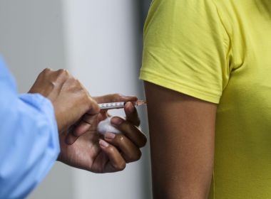 Salvador vacina exclusivamente para 2ª dose contra Covid-19 neste domingo