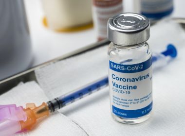 Ministério da Saúde negocia antecipar 10 milhões de doses da vacina da Janssen