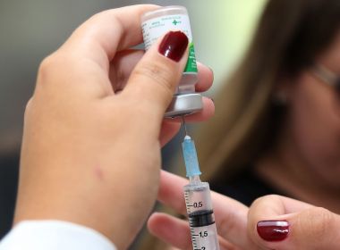 Bahia tem baixa adesão à vacina da Influenza e só imunizou 23,3% do público alvo