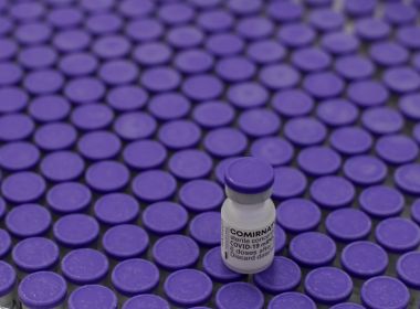 Pfizer firma parceria com farmacêutica brasileira para produção de vacina da Covid