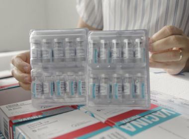 Bahia recebe mais de 1 milhão de doses de vacinas contra a Covid-19 nesta semana
