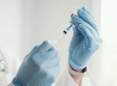 Congresso Nacional promulga lei que autoriza Brasil doar vacinas contra Covid