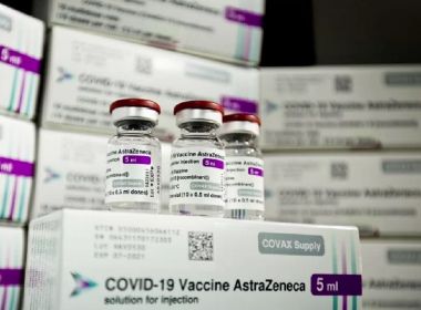 Brasil inicia aplicação de vacina contra Covid-19 na rede privada; valor pode chegar a R$ 350