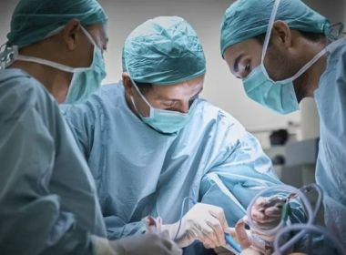 Mulher descobre que dificuldade para respirar na verdade se tratava de um tumor de 70 kg